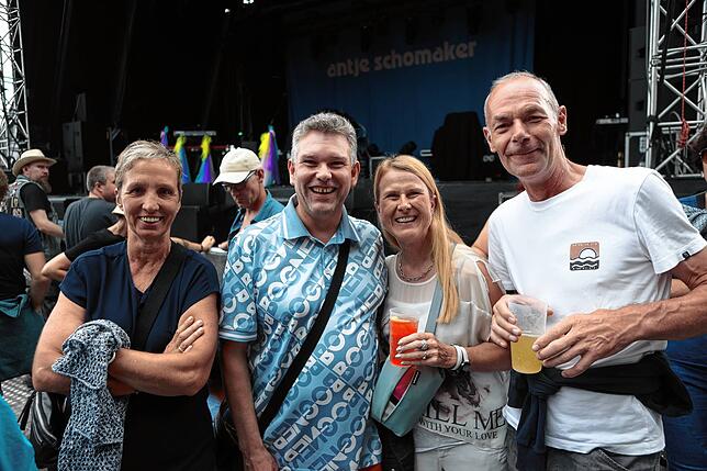 Bild 1: Sportfreunde Stiller begeistern auf dem Hohentwiel-Festival – hier gibt‘s die besten Bilder