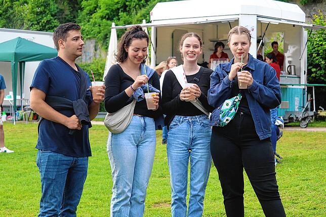 Bild 13: SÜDKURIER-Gewinner treffen Schlager-Stars