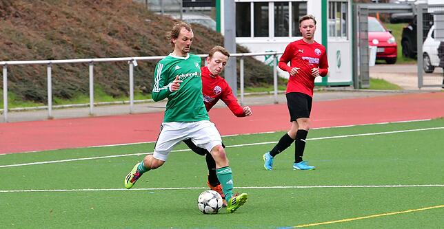 Bild 11: FC Zell besiegt den FC Hochrhein deutlich mit 4:1 &ndash; und wir haben Bilder!