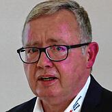 Rolf Vögtle hat sich bei der Hauptversammlung des DRK-OV Heuberg-Donautal als Präsident des Kreisverbandes Sigmaringen verabschiedet. Er ...