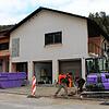 In diesem ehemaligen Firmen- und Wohngebäude an der Johann-Peter-Hebel-Straße in Immendingen sollen vier neue Wohnungen entstehen.