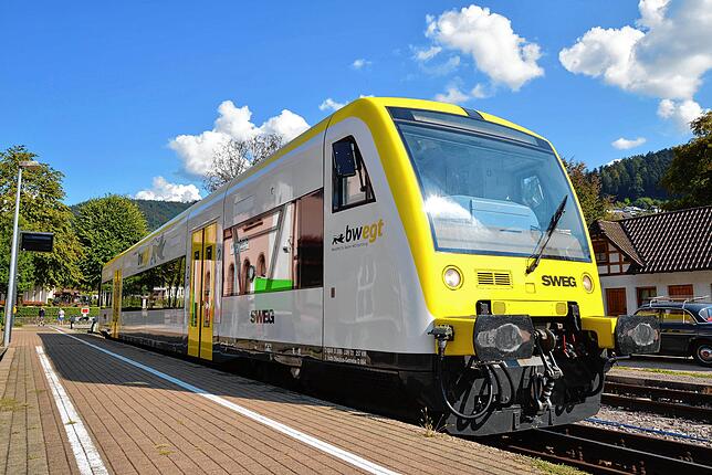 Ein VT 650 der Ortenau-S-Bahn, die von der SWEG betrieben wird. So ähnlich sollen die Triebwagen aussehen, die DB Regio beim Seehäsle ...