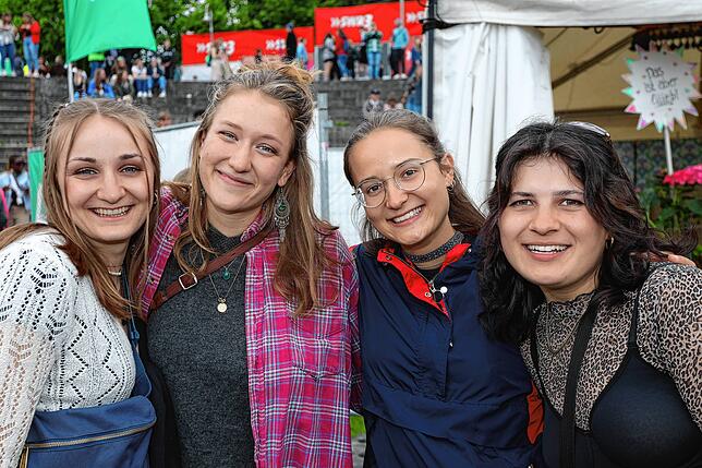 Bild 1: Zum Start des Campus-Festival kommen tausende Fans ins Bodenseestadion