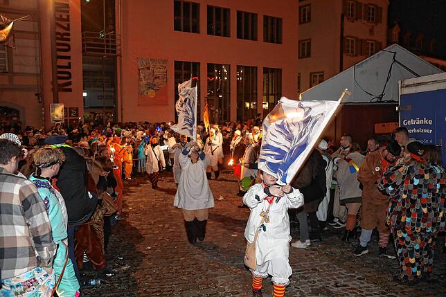 Bild 20: Ganz in Weiß: Im Nachthemd durch die Gassen von Konstanz: Das gibt es nur beim Hemdglonkerumzug