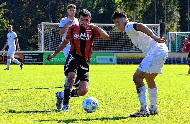 Bild 21: FC Überlingen unterliegt FC Pfaffenweiler mit 0:2. Wir waren mit der Kamera dabei!