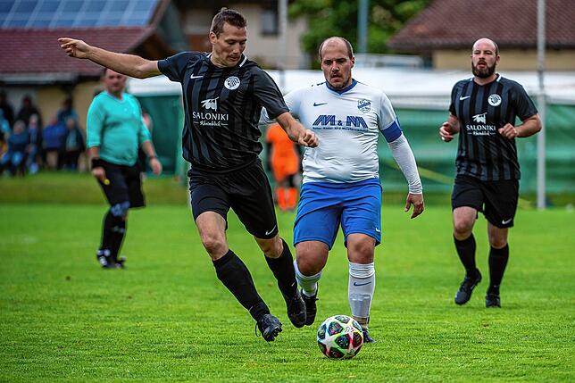 Bild 6: FC Geißlingen gewinnt Küssaburg-Pokal durch 4:3-Sieg gegen den FC Hochrhein &ndash; wir haben Bilder!