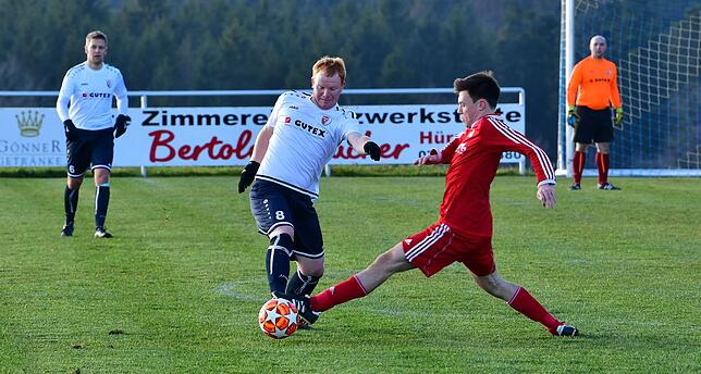 Bild 5: FC Schlüchttal rettet ein 2:2 gegen den FC RW Weilheim &ndash; und wir haben Bilder!