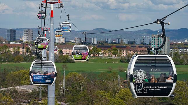 Auf der Bundesgartenschau in Mannheim verband eine Seilbahn zwei Parkanlagen miteinander. (Symbolbild)
