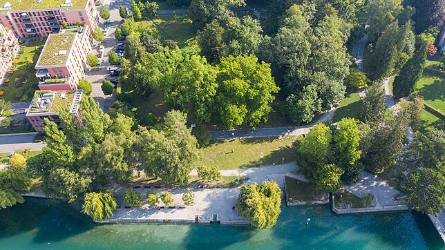 (Archivbild) Der Konstanzer Herosé-Park: Hier soll der Angeklagte im Sommer 2022 gemeinsam mit vier weiteren Männern mehrere Raubzüge ...
