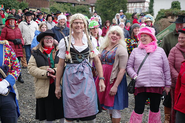Bild 6: Piraten stürmen das Rathaus in Öhningen: Diese Fasnacht-Bilder müssen Sie sehen!