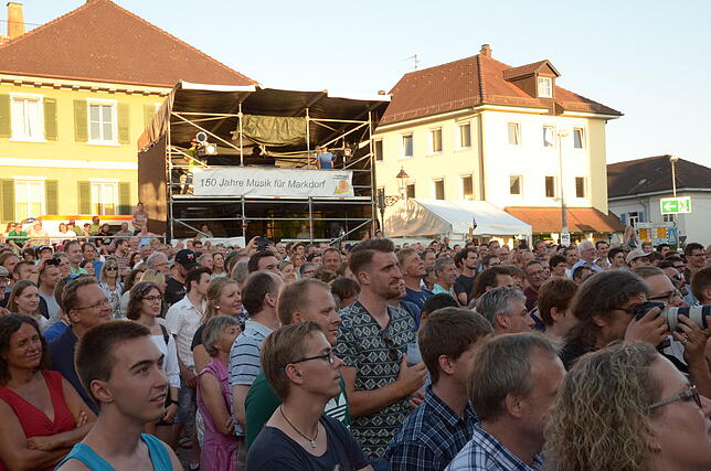 Voller Marktplatz im vergangenen Jahr beim Auftritt von Otto.