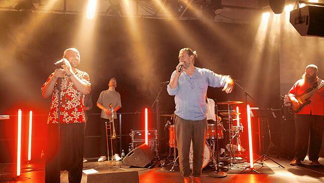 Bild 20: Šuma Čovjek Live in der alten Schlosserei – Die besten Bilder