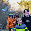 Anna Turkulova mit ihren Kindern Ustym, Sachar und Andrej (von links). Die 38-Jährige wurde kurz nach Kriegsausbruch in der Ukraine von ...