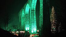Der Weihnachtsmarkt in der Ravennaschlucht lockt mit seiner besonderen Atmosphäre jedes Jahr Tausende Besucher.