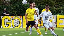 Maik Hoffbauer (links), hier im Duell gegen den SC Markdorf vor knapp einem Jahr.