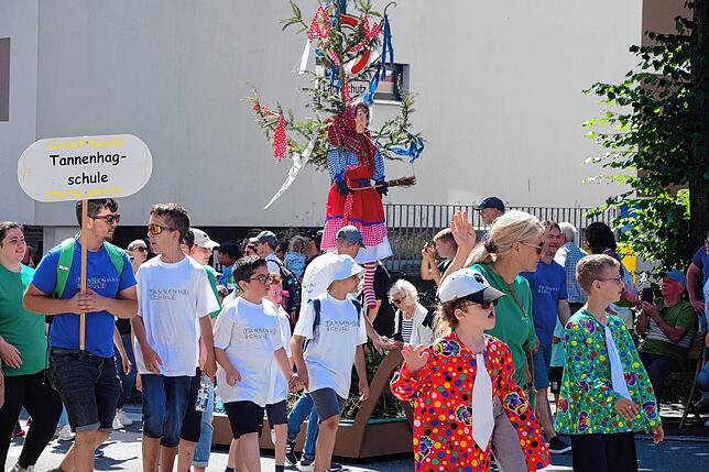 Bild 11: Bilder vom Seehasen-Umzug in Friedrichshafen