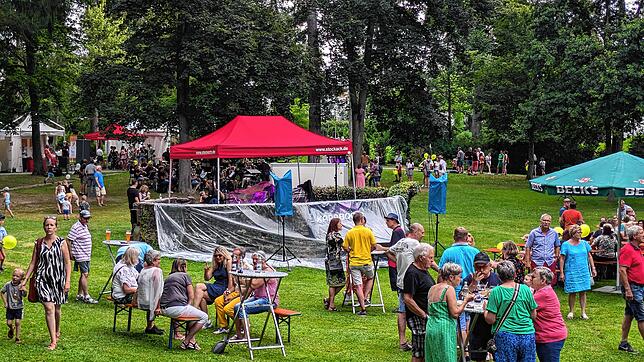 Überall auf dem Areal um das alte Rondell herrschte beim Stadtgartenfest 2024 buntes Treiben. Doch in diesem Jahr ist die Wiese vom ...