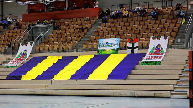 Spitzenhandball vor (fast) leeren Rängen. In der als Schänzlehölle bekannten Arena herrscht in dieser Saison meist Geisterspielatmosphäre.