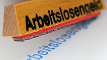 Wer Arbeitslosengeld mit 60 Jahren beantragt, fragt sich, wie lange er die Versicherungsleistung bekommen kann.