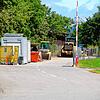 Am Dienstag, 20. August, 14 Uhr,  ist hinter der Schranke in diesem Bereich nur wenig los. Die meisten Gerätschaften und Maschinen sind ...