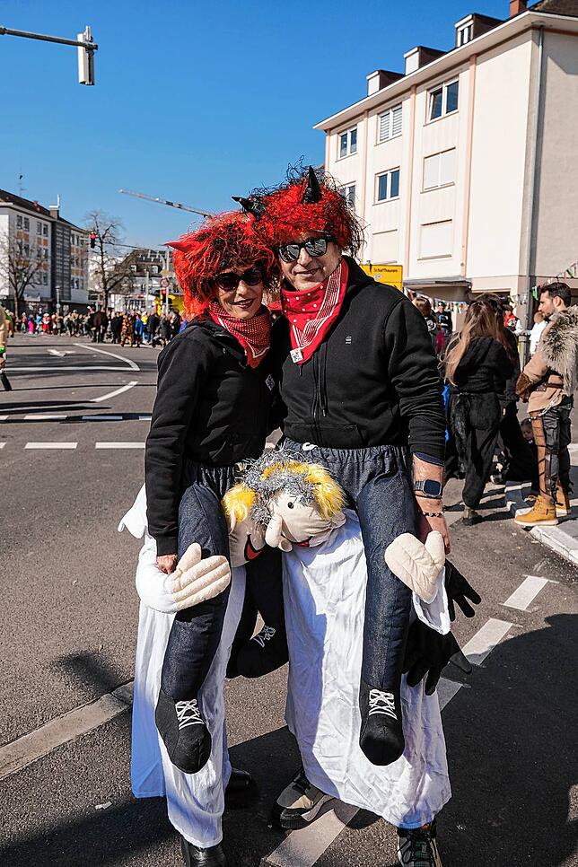 Bild 7: Unvergessliche Bilder vom Rosenmontagsumzug in Gottmadingen: So bunt war die Fasnacht 2025!