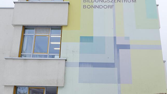 Die Realschule im Bildungszentrum Bonndorf hat ab dem Schuljahr 2019/20 einen neuen Rektor. Felix Lehr wechselt von Stühlingen nach ...