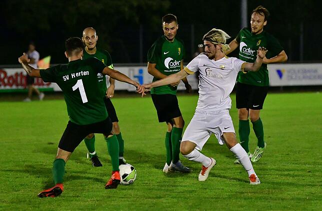Bild 23: SV Herten besiegt Bosporus FC Friedlingen &ndash; und wir haben die Bilder!