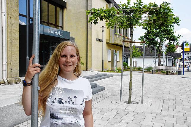 Marion Henninger wurde im Ortsteil Ehingen der Doppelgemeinde Mühlhausen-Ehingen geboren und lebt seit fünf Jahren in Mühlhausen. Der ...