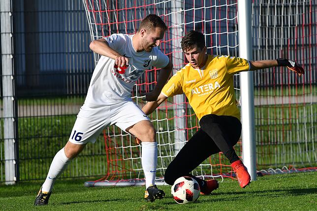 Bild 5: FC Erzingen fegt Gastgeber FV Lörrach-Brombach II mit 7:0 vom Platz &ndash; und wir haben Bilder!