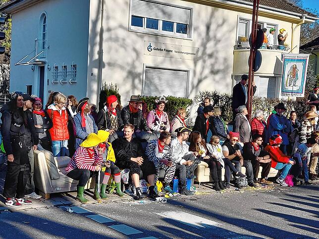 Bild 5: Fasnetsdienstag: Tausende Narren feiern in Villingen