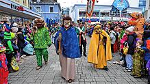 Angeführt wird der Fasnachtsmändigumzug in Bad Säckingen von den drei Urmasken der Bad Säckinger Narrenzunft.