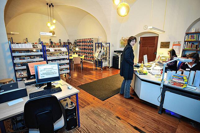 Bild 7: Tanzschlössle im Keller, Dreck im Dach: So sah das Österreichische Schlösschen vor der Sanierung aus