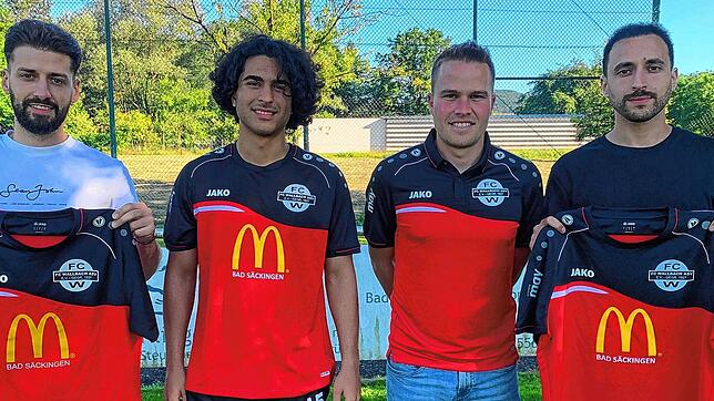 Neu beim FC Wallbach: Ersin Demircan (Murg), Muhammed Al Bayati, Matthias Wenk, Fatih Cakir (beide FSV Rheinfelden)