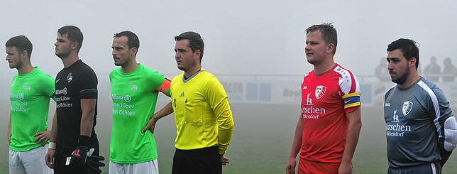 Bild 7: Derby zwischen FC Schlüchttal und SG Mettingen/Krenkingen verschwindet im Nebel &ndash; wir haben Fotos!