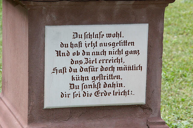 Bild 28: Bilder und Videos von den Gräbern auf dem alten Schwenninger Friedhof