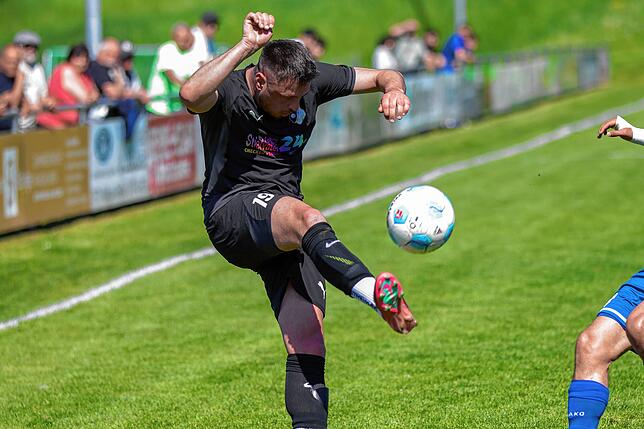 Bild 22: FC Erzingen unterliegt dem FC Wittlingen vor 500 Zuschauern mit 0:2 – und wir haben Fotos!