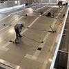 Ganz in Stahl: Die drei Becken des Waldshuter Hallenbades werden aktuell mit Stahlplatten ausgeschlagen. Die Eröffnung von Hallenbad und ...
