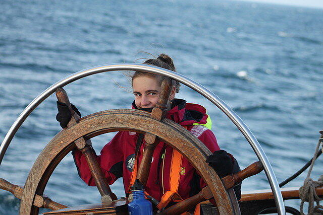 Auch die Konstanzerin Helena Zantl reist und lernt auf der "Pelican of London".