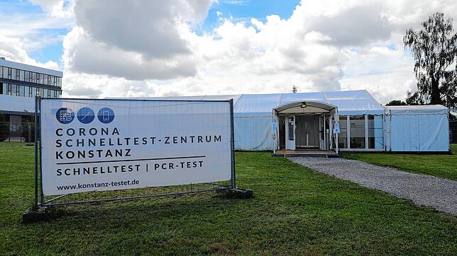 (Archivbild) Hier, am Testzentrum am Bodenseeforum, konnten pro Tag bis zu 2200 Corona-Tests durchgeführt werden. Die Fläche hat die ...