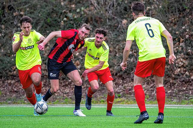 Bild 29: FSV Rheinfelden feiert 12:0-Kantersieg gegen Freiburger FC U23 &ndash; und wir haben Bilder!