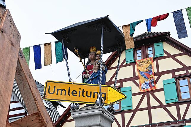 Bild 26: Narrenhochzeit in Sipplingen: So feiern die Narren das neue Paar