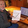 Walter Rottinger zeigt, wie einfach Testnachweise gefälscht werden können. Der Ortsseniorenrat will andere warnen.