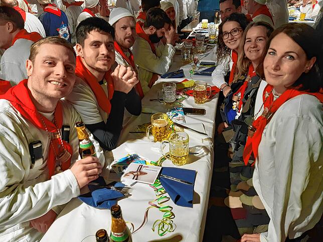Bild 14: Diese Tradition hat Bestand: Bilder vom Heringsessen in Waldshut