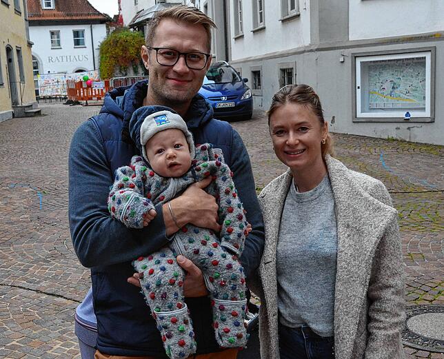 Dimitri von Stein und Anna-Maria von Stein bedauern, dass ihre jüngste Tochter noch zu klein ist fürs Kindertheater.