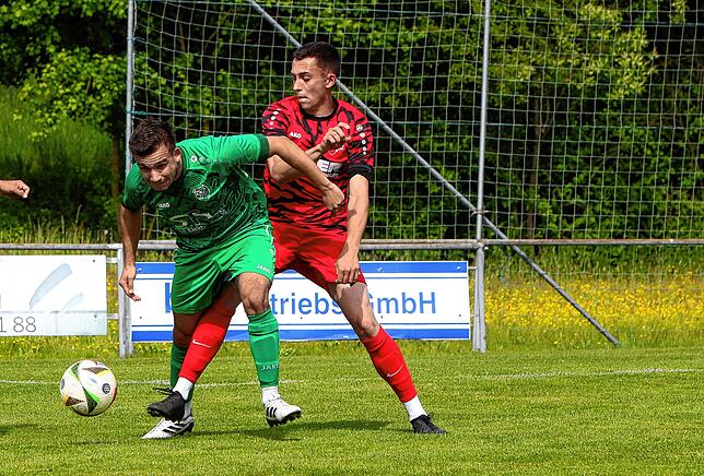 Bild 36: Vier Tore nach der Pause – TSV Aach-Linz besiegt FV Walbertsweiler. Wir waren mit der Kamera dabei!