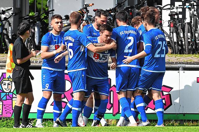 Bild 2: FC Erzingen siegt 4:1 im Hinspiel zum Landesliga-Aufstieg beim FC Emmendingen &ndash; wir haben Bilder