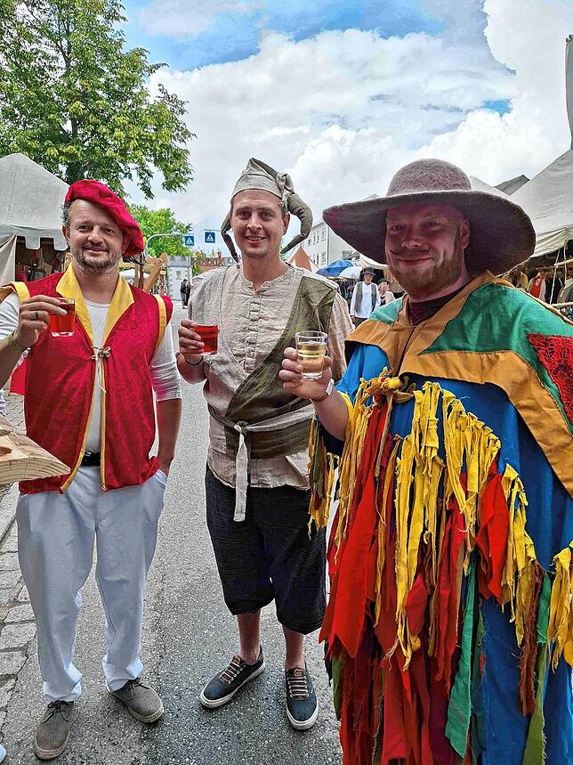 Bild 29: Tausende Besucher tauchten beim siebten "Stettener Spectaculum", 25.-27. Juli, ins Mittelalter ein