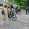 Mitglieder des Stadtseniorenrats, des Fuß e.V. und der Bürgergemeinschaft Petershausen nehmen immer wieder Problemzonen unter die Lupe ...
