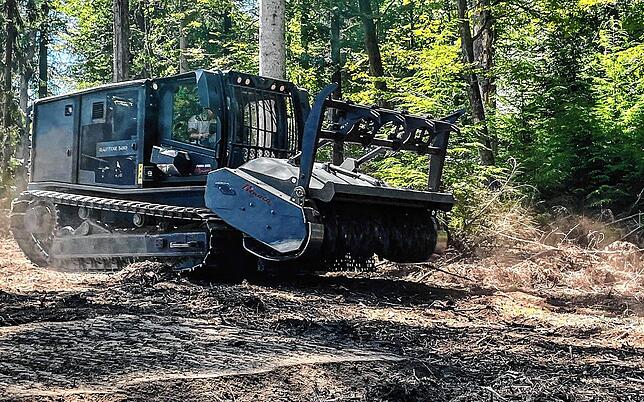 Auch der Raptor 500 wird bei Prinoth in Herdwangen-Schönach gebaut und im Vegetationsmanagement eingesetzt.