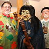 Die Fasnacht präsentiert: Günther Rünzi (links) und Gerhard Rohrer haben in den vergangenen Monaten die Ausstellung eingerichtet und ein ...